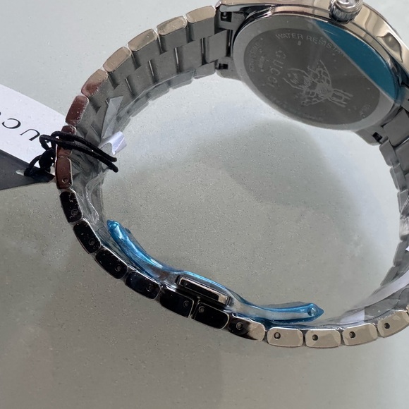 Gucci Bee Watch - Picture 12 of 15